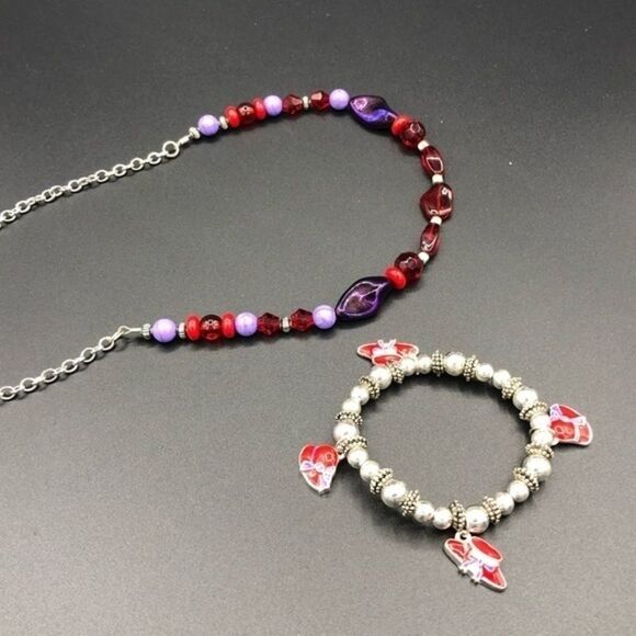 Red Hat Society Jewelry Set - Picture 5 of 6